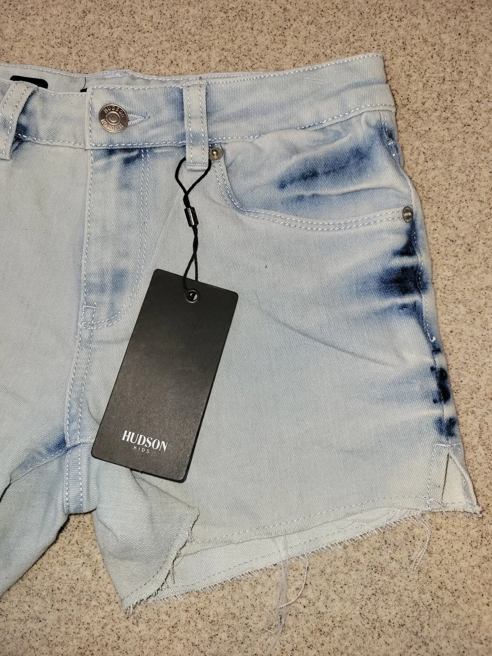 Hudson Jeans Yemisi Cut Off Denim Shorts Light Blue Size 16 Kids/Youth NWT